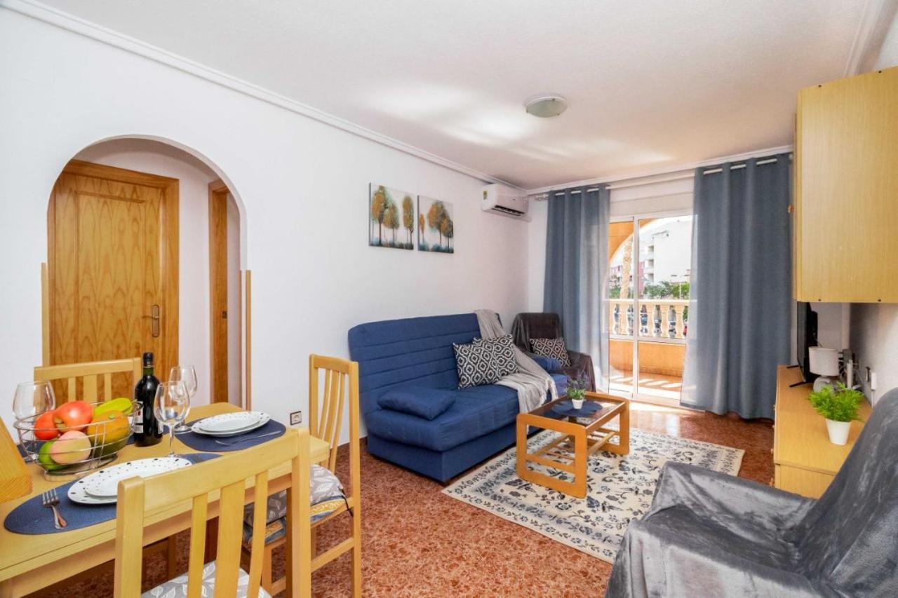 Apartamentos Villa Madrid Torrevieja Buitenkant foto