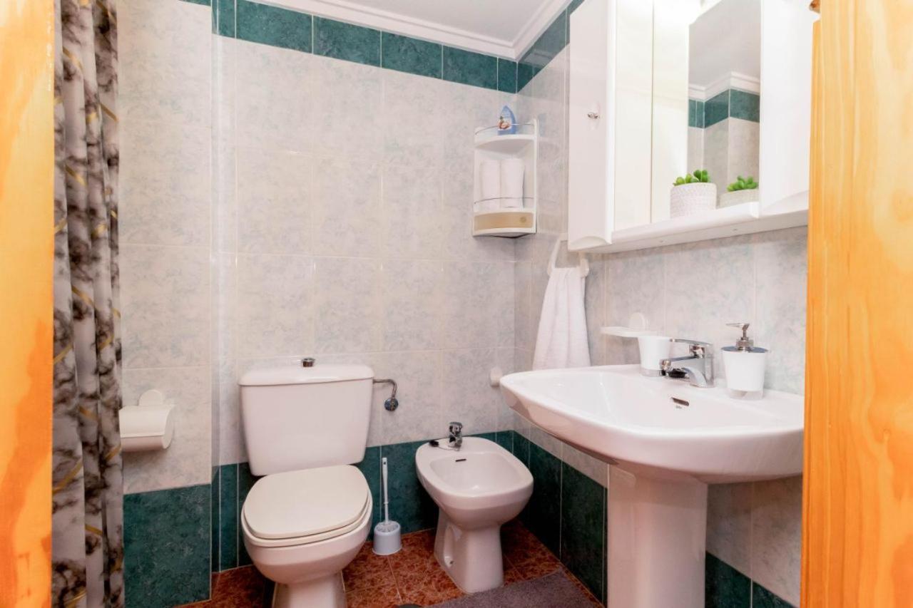 Apartamentos Villa Madrid Torrevieja Buitenkant foto