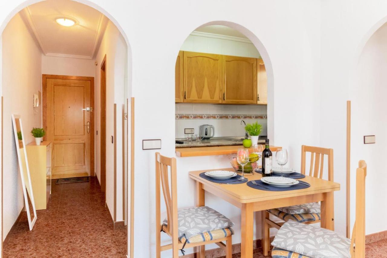 Apartamentos Villa Madrid Torrevieja Buitenkant foto